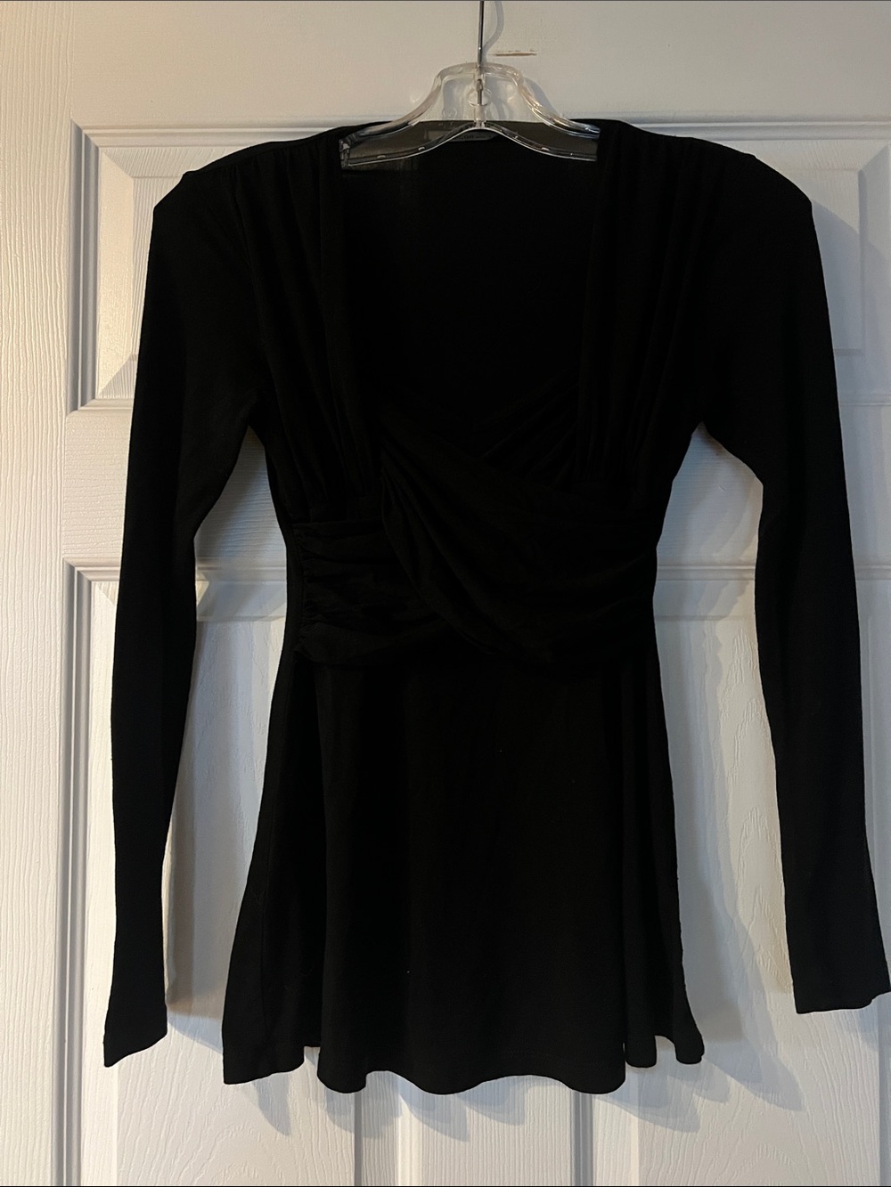 🌷6/$20🌷 Rubicon Black Wrap-Style Top